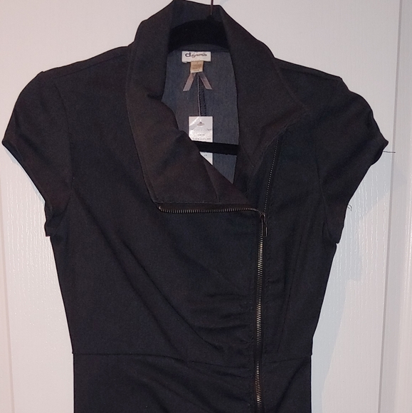 Dynamite Zipper Mini Dress - Picture 2 of 8